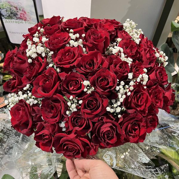 Attrape Fleurs - Artisan Fleuriste Montelimar - Bouquet Roses Rouges Mariage